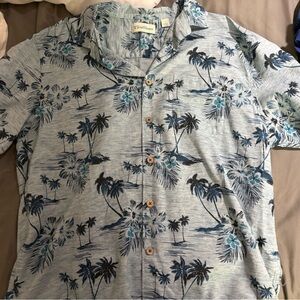 Men’s tropical button down shirt